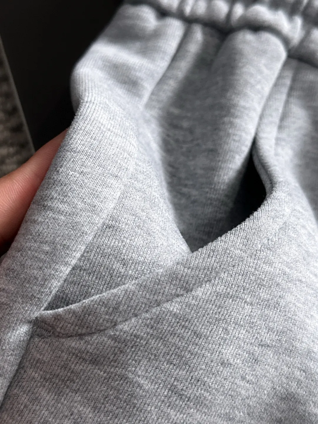 P155， （ ， ） Logo Black White ：Black Gray Light Gray Dark Gray Size 29-36